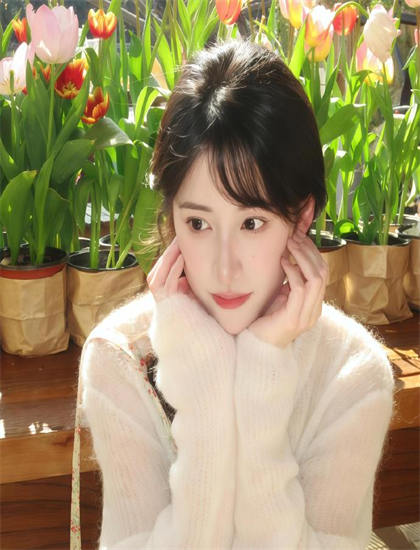 天天抠逼_后厨完整版在线观看免费_濠河边上的女人